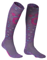 primaloft_skier_light-weight_berry_boost