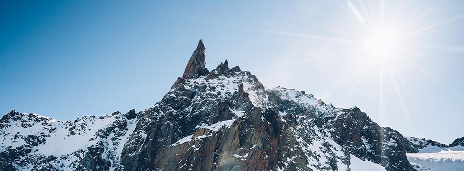 montagne ensoleillée 