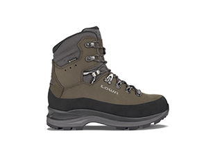 Chaussures Lowa disponibles sur snowleader.com